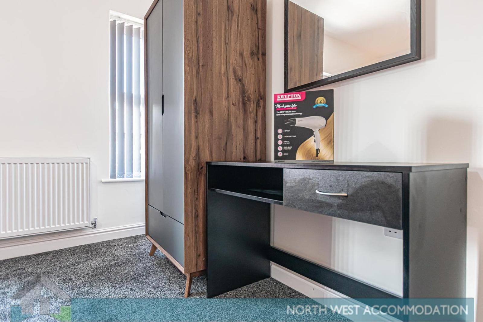 Wellfield Serviced Accommodation Warrington Ngoại thất bức ảnh